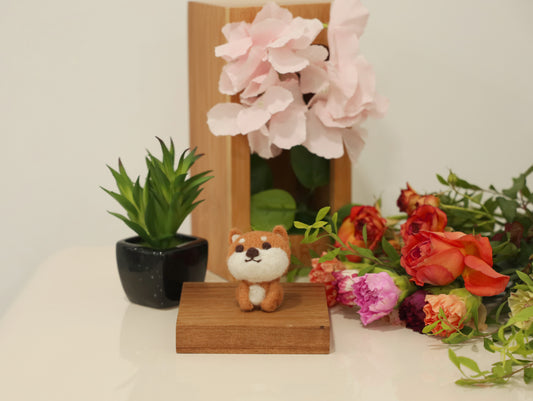 The proud and delicate Shiba Inu made of wool felt dolls - only this one